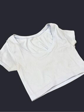 aerie Light White Ribbed Scoop Crop Tee